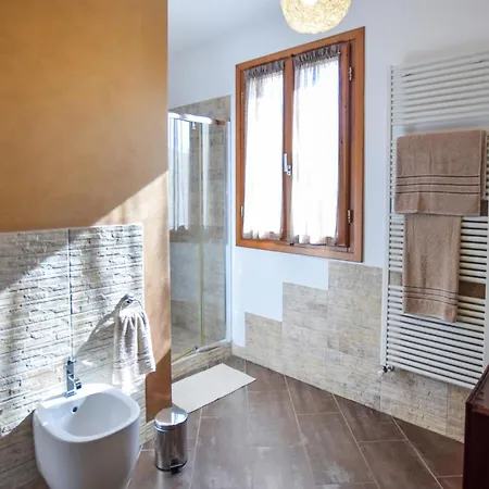 2 Bedroom In *